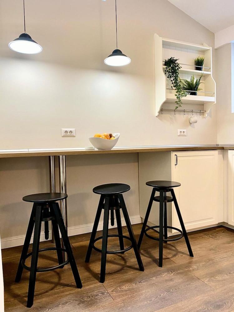 Kosher Hotel Lev Or Bucarest Extérieur photo